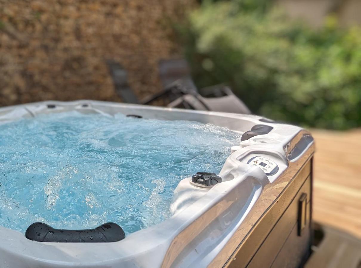 Wonderful House In Sarlat Center With Heated Pool & Jaccuzi Villa Exterior foto